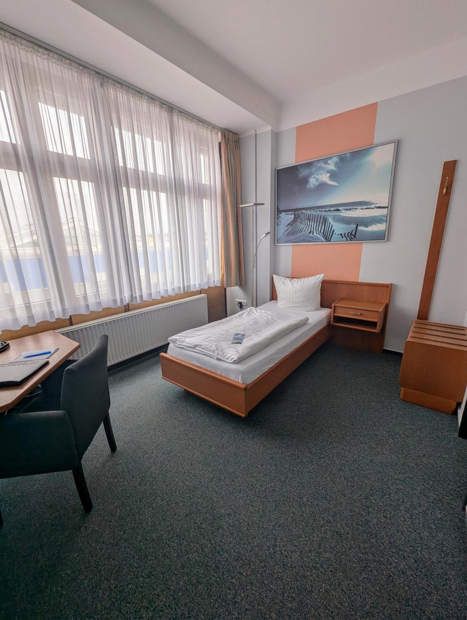 Dlrg Tagungszentrum Hotel Delphin باد نيندورف المظهر الخارجي الصورة