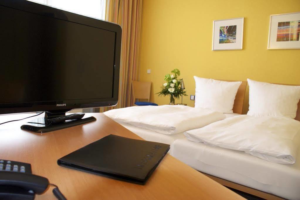Dlrg Tagungszentrum Hotel Delphin باد نيندورف المظهر الخارجي الصورة
